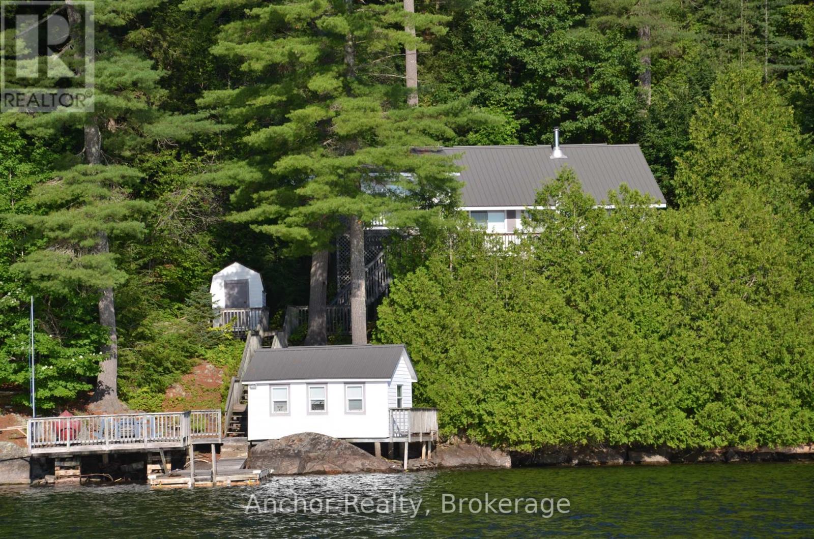 10167 Little Hawk-West Sho, Algonquin Highlands, Ontario  K0M 1S0 - Photo 36 - X12181812