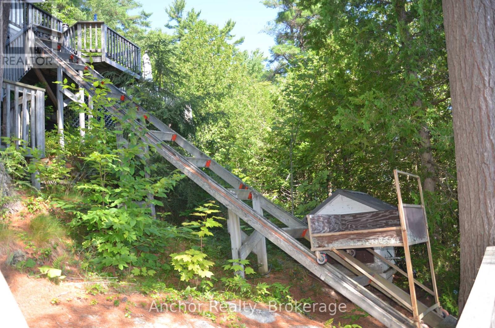 10167 Little Hawk-West Sho, Algonquin Highlands, Ontario  K0M 1S0 - Photo 47 - X12181812