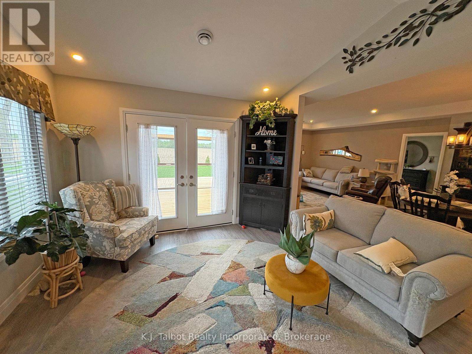 119 Lake Breeze Drive, Ashfield-Colborne-Wawanosh, Ontario  N7A 0C6 - Photo 19 - X12181850