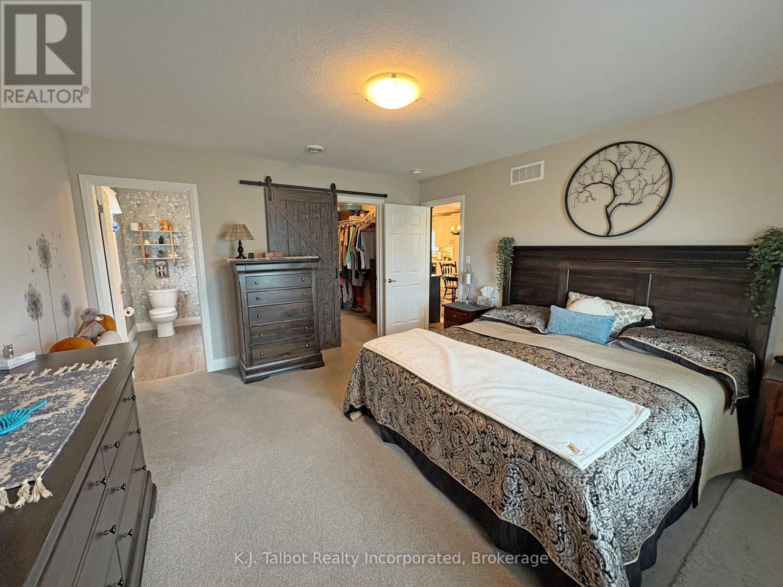 119 Lake Breeze Drive, Ashfield-Colborne-Wawanosh, Ontario  N7A 0C6 - Photo 21 - X12181850