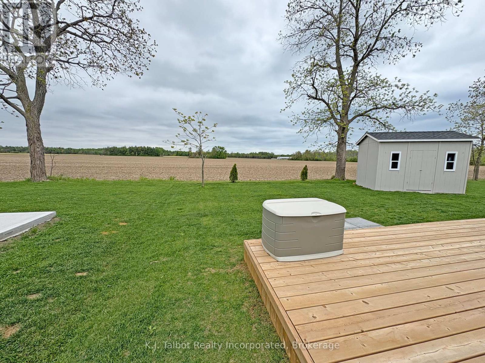 119 Lake Breeze Drive, Ashfield-Colborne-Wawanosh, Ontario  N7A 0C6 - Photo 32 - X12181850