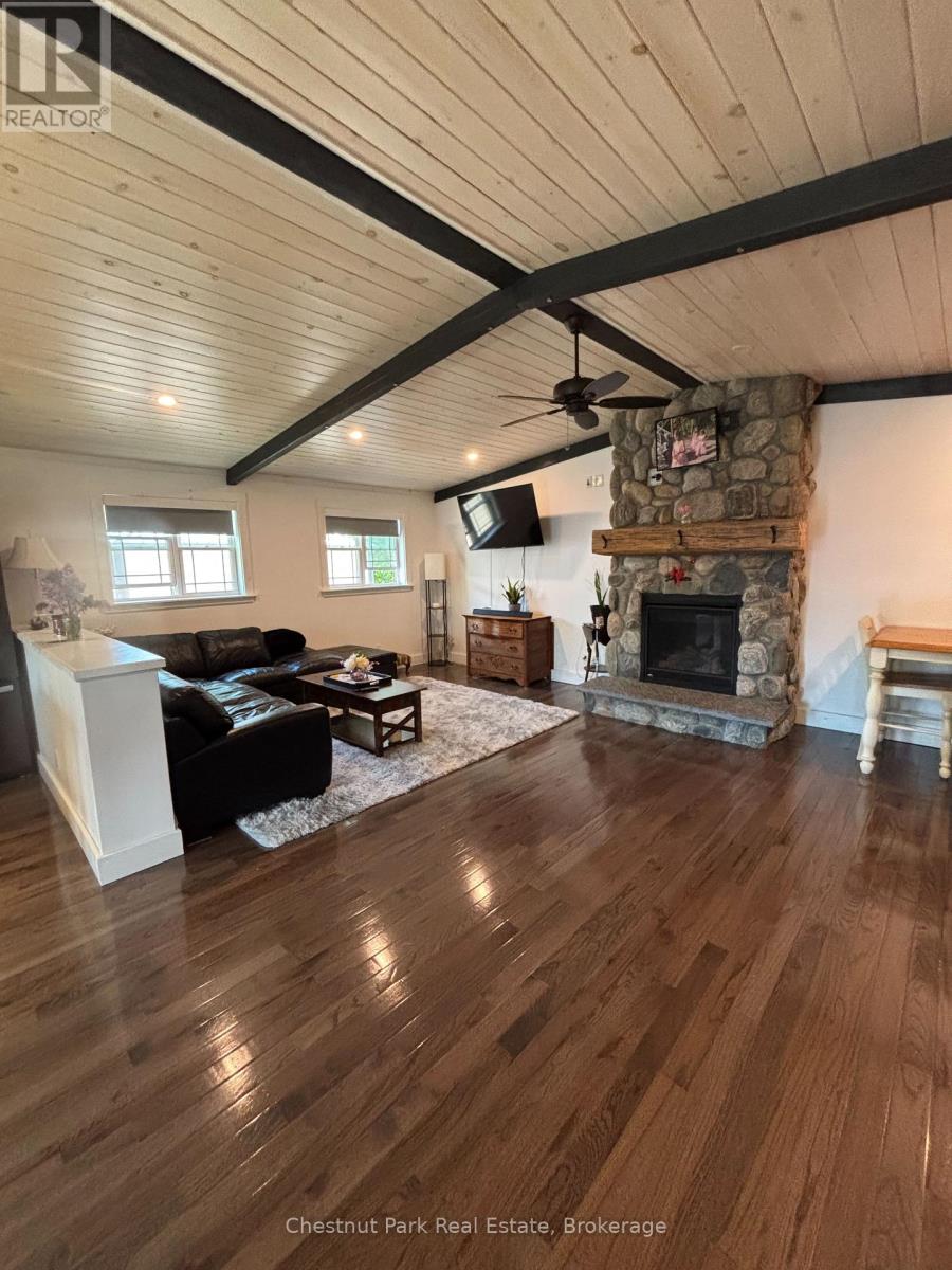 175 Crescent Drive, Gravenhurst, Ontario  P1P 1L4 - Photo 18 - X12181987