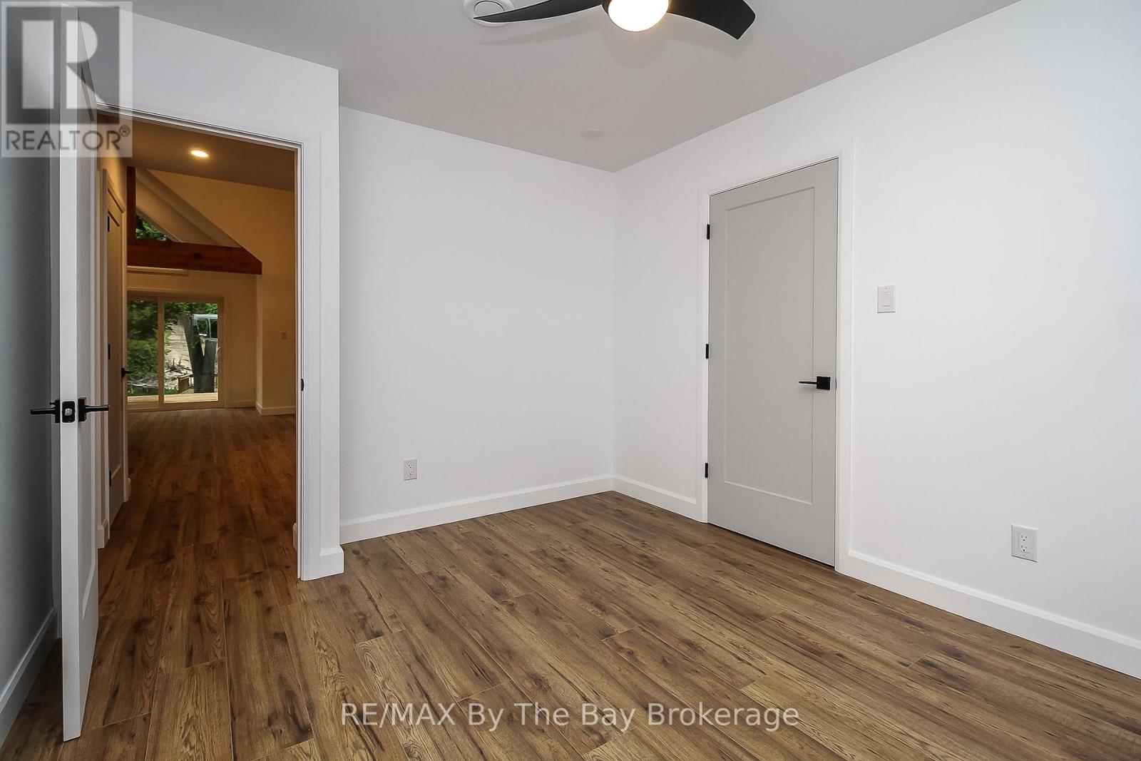 181 Knox Road E, Wasaga Beach, Ontario  L9Z 2T6 - Photo 20 - S12182108