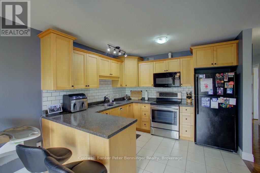 181 Balaklava Street, Arran-Elderslie, Ontario  N0G 2N0 - Photo 11 - X12182063