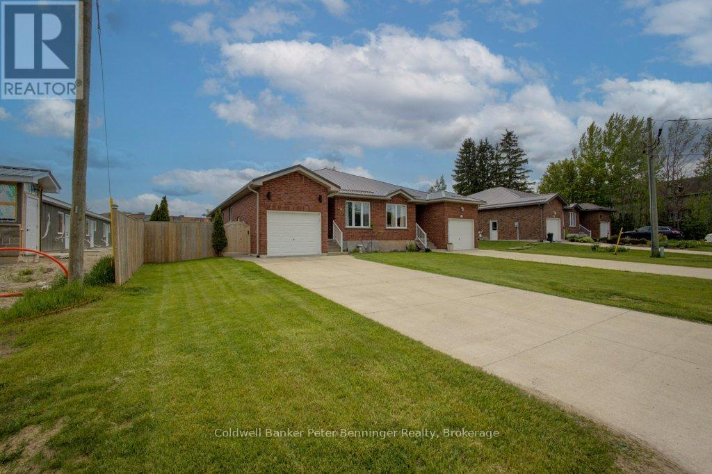 181 Balaklava Street, Arran-Elderslie, Ontario  N0G 2N0 - Photo 38 - X12182063