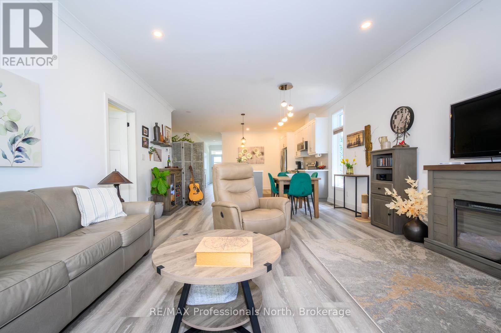 37 Jack Street, Huntsville, Ontario  P1H 0G4 - Photo 14 - X12182222