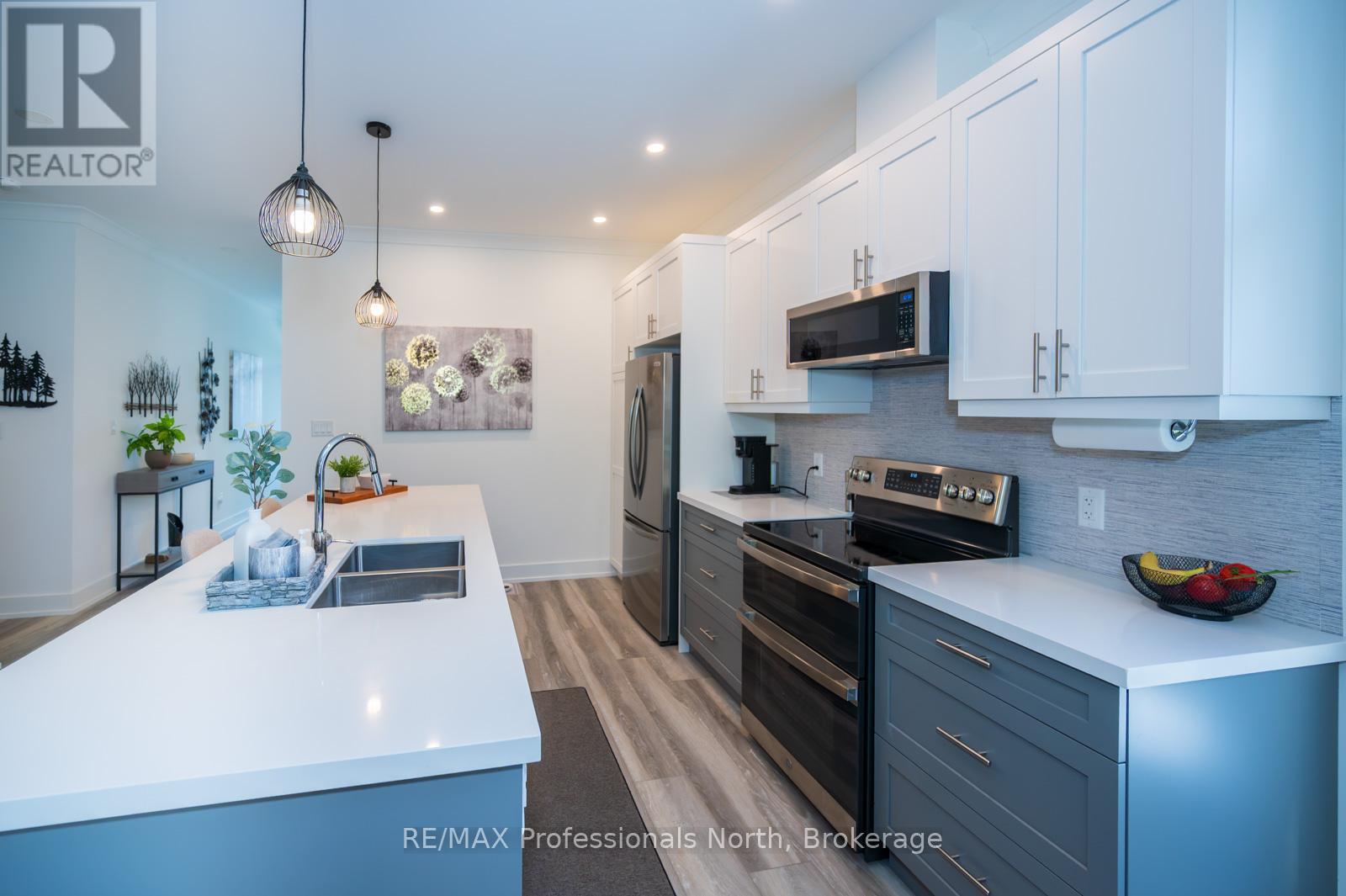 37 Jack Street, Huntsville, Ontario  P1H 0G4 - Photo 9 - X12182222