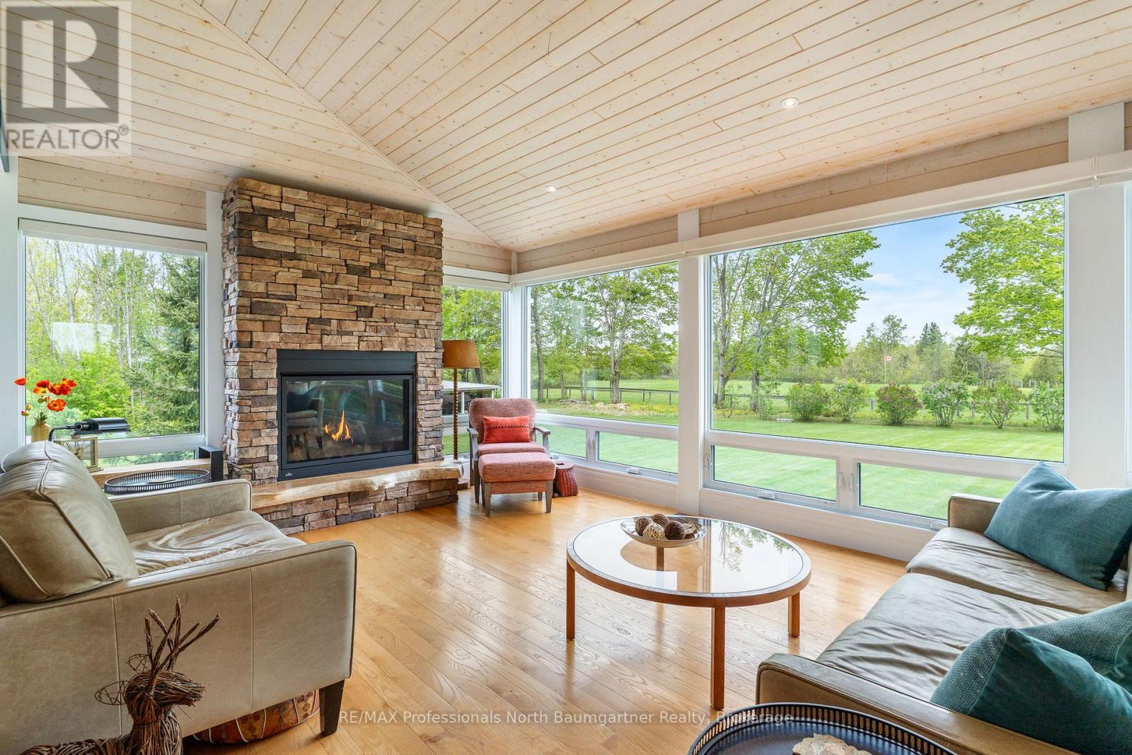 451 Fairbairn Road, Kawartha Lakes, Ontario  K0M 1A0 - Photo 17 - X12182250