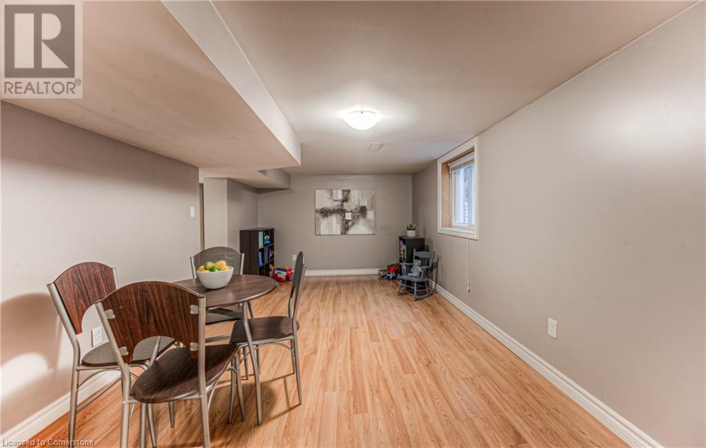 19 Ellis Avenue, Kitchener, Ontario  N2H 4G4 - Photo 39 - 40735273