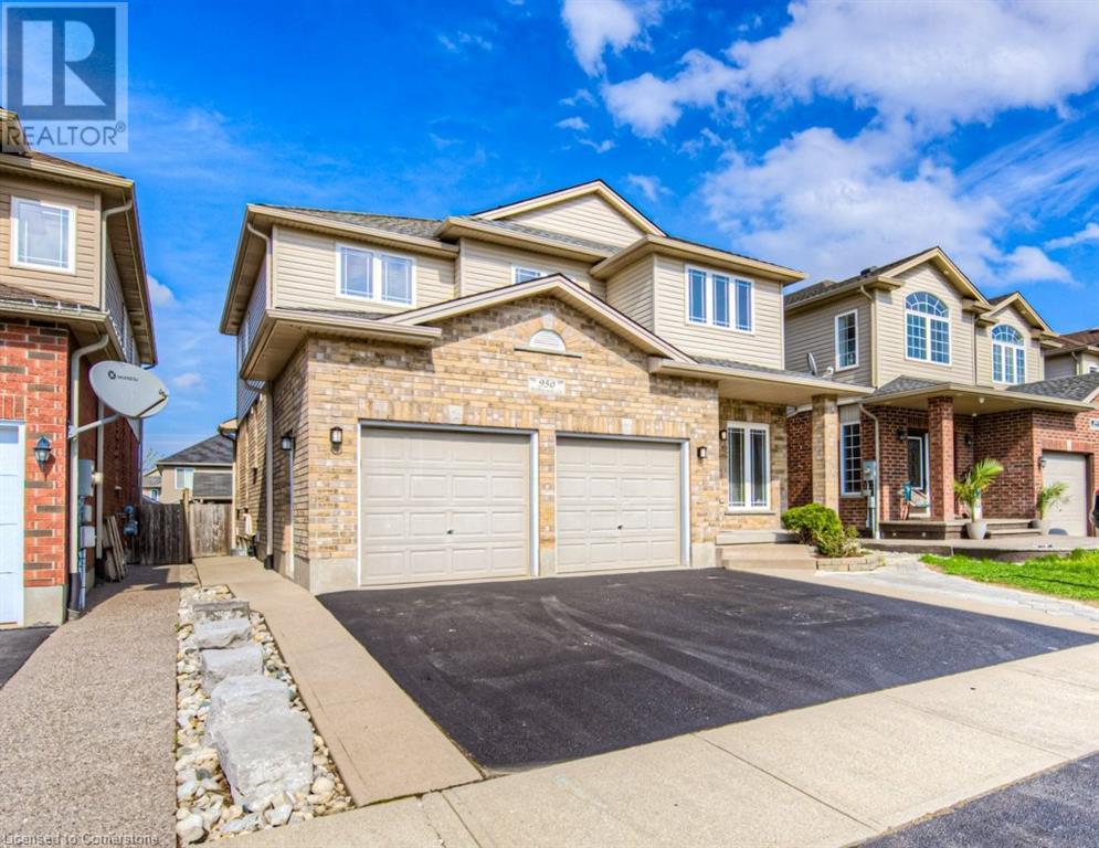 950 Pebblecreek Court, Kitchener, Ontario  N2A 0C5 - Photo 2 - 40735224