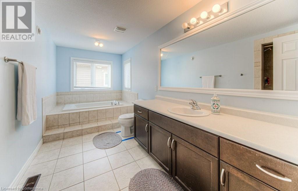 950 Pebblecreek Court, Kitchener, Ontario  N2A 0C5 - Photo 23 - 40735224
