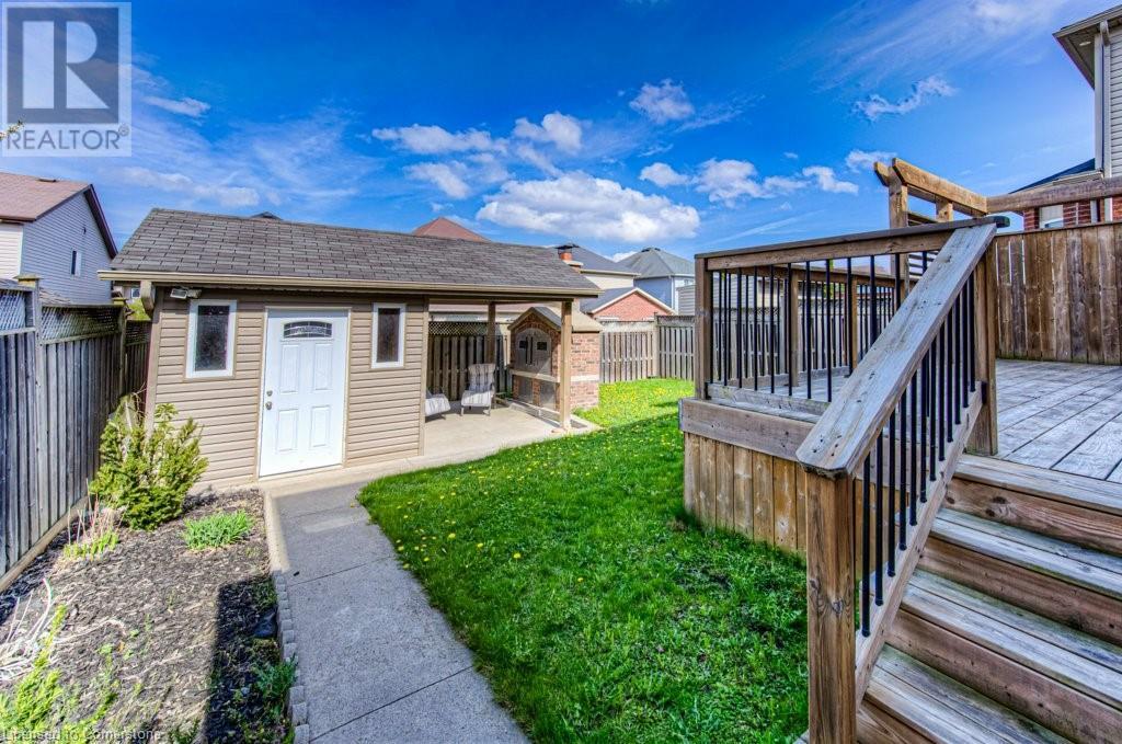 950 Pebblecreek Court, Kitchener, Ontario  N2A 0C5 - Photo 38 - 40735224