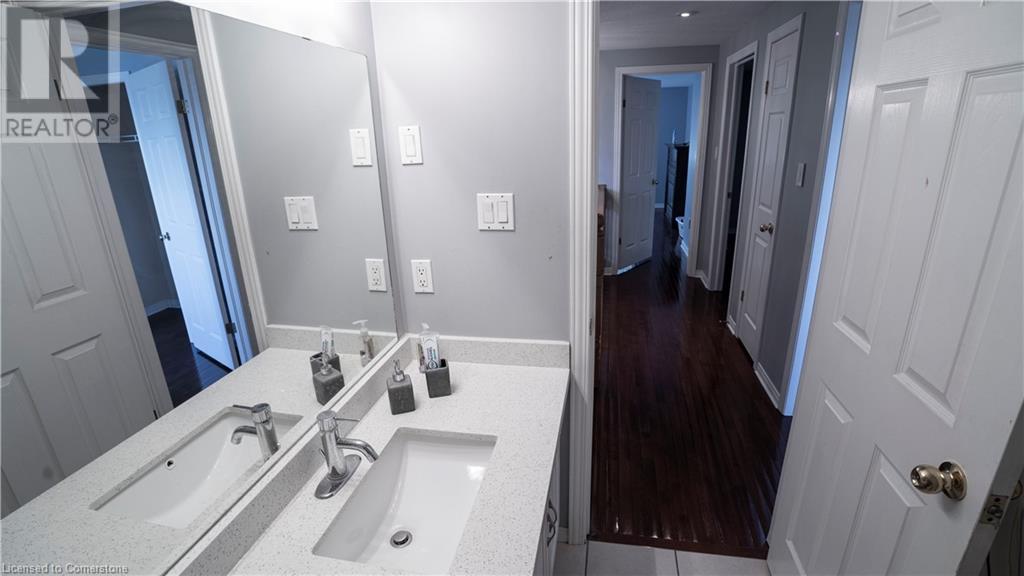 53 Sandwell Court W, Kitchener, Ontario  N2A 4H9 - Photo 21 - 40735183