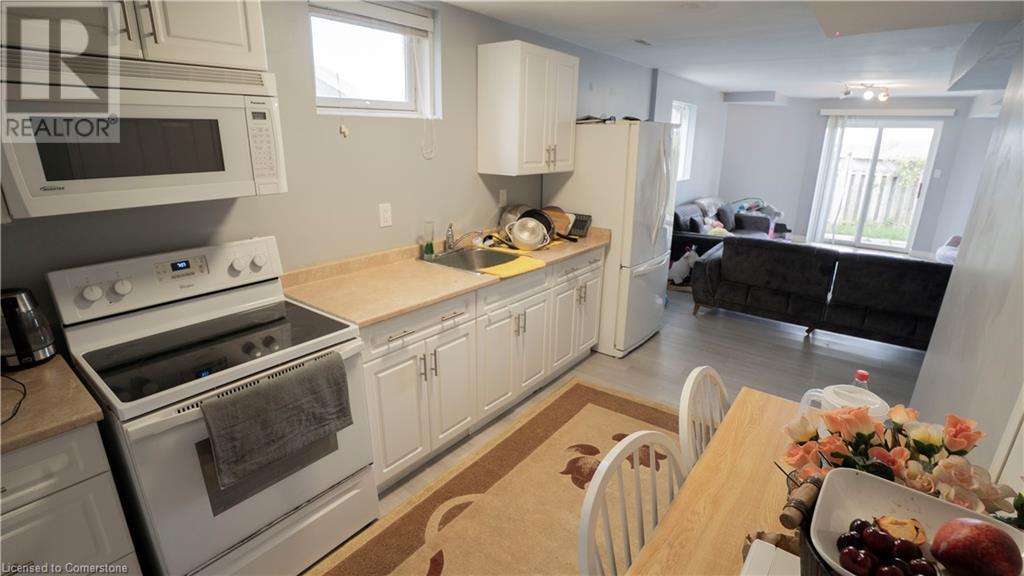 53 Sandwell Court W, Kitchener, Ontario  N2A 4H9 - Photo 27 - 40735183