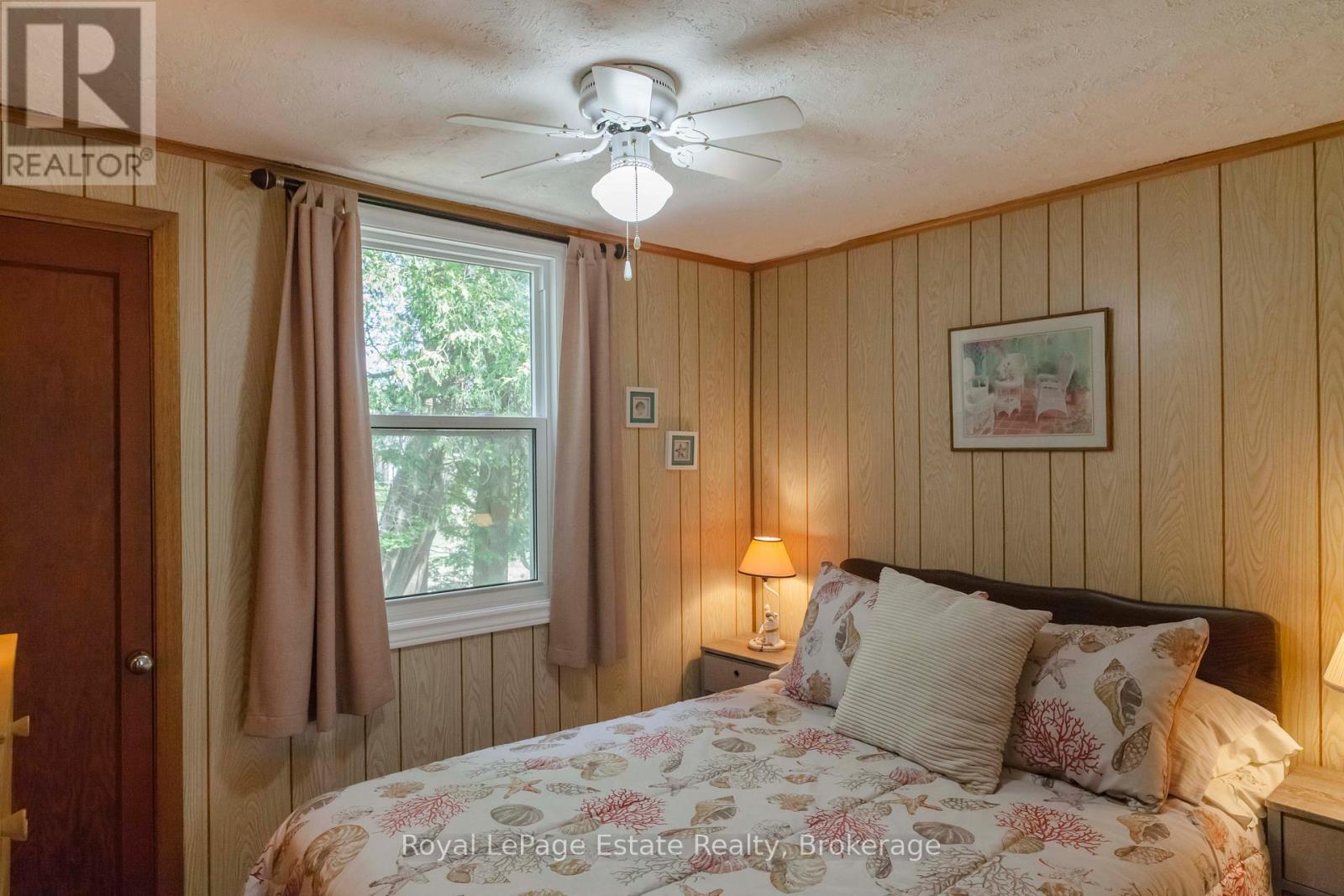 37 Sog Je Wa Sa Drive, Native Leased Lands, Ontario  N0H 2G0 - Photo 16 - X12182491