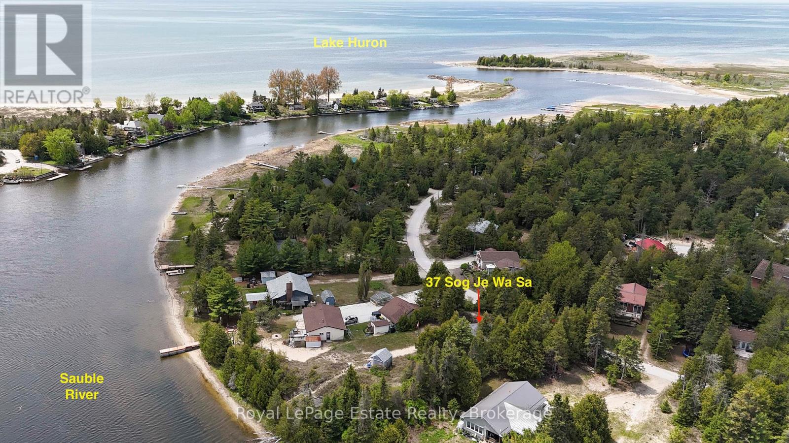 37 Sog Je Wa Sa Drive, Native Leased Lands, Ontario  N0H 2G0 - Photo 4 - X12182491