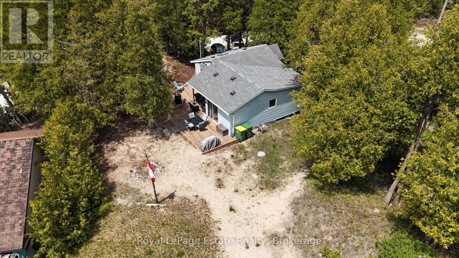 37 Sog Je Wa Sa Drive, Native Leased Lands, Ontario  N0H 2G0 - Photo 5 - X12182491