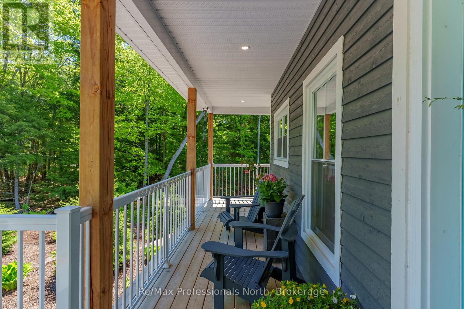 1076 Xavier Street, Gravenhurst, Ontario  P0E 1G0 - Photo 12 - X12182525