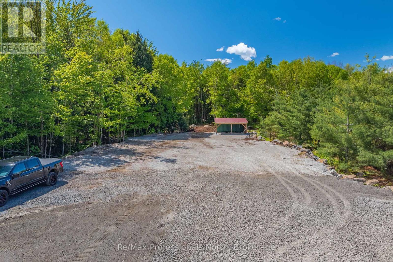 1076 Xavier Street, Gravenhurst, Ontario  P0E 1G0 - Photo 46 - X12182525