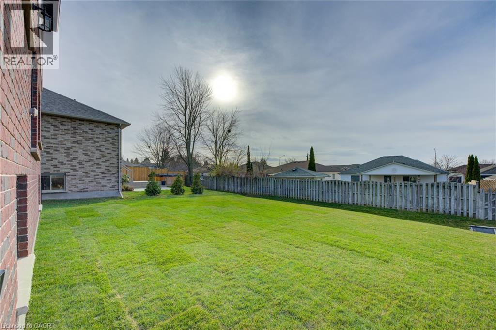179 Applewood Street, Plattsville, Ontario  N0J 1S0 - Photo 38 - 40735304