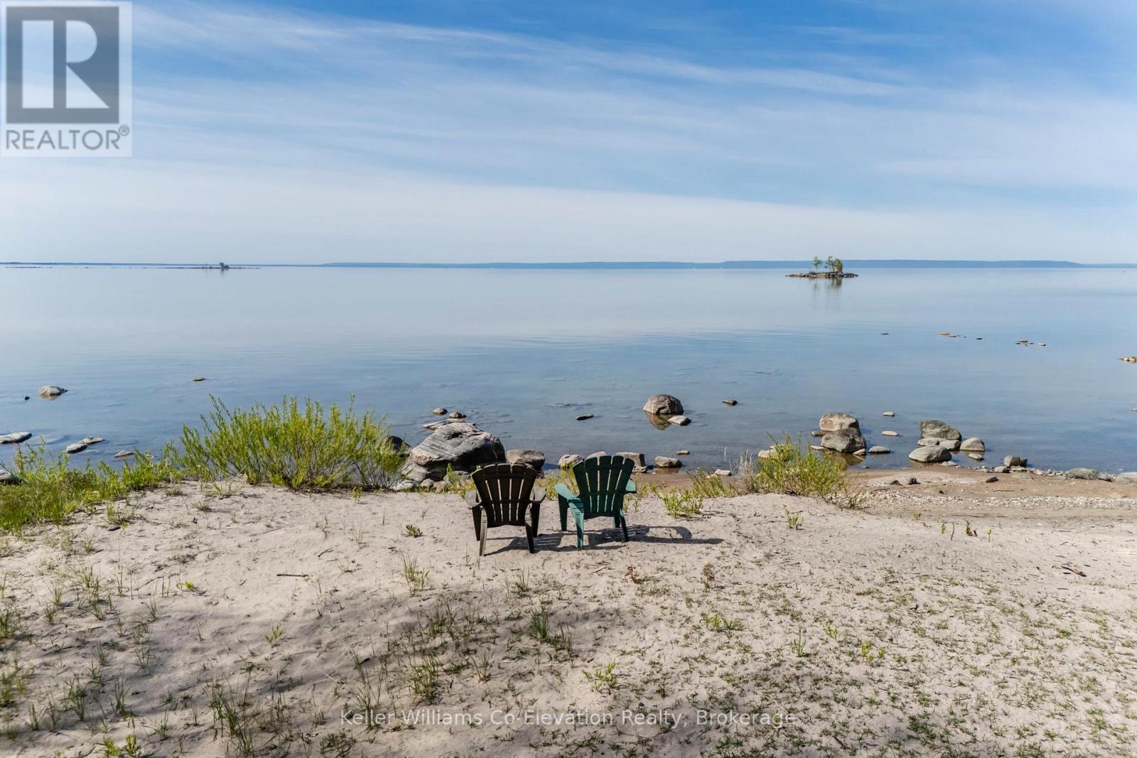 70 Wahnekewening Drive, Tiny, Ontario  L9M 0N3 - Photo 4 - S12182672