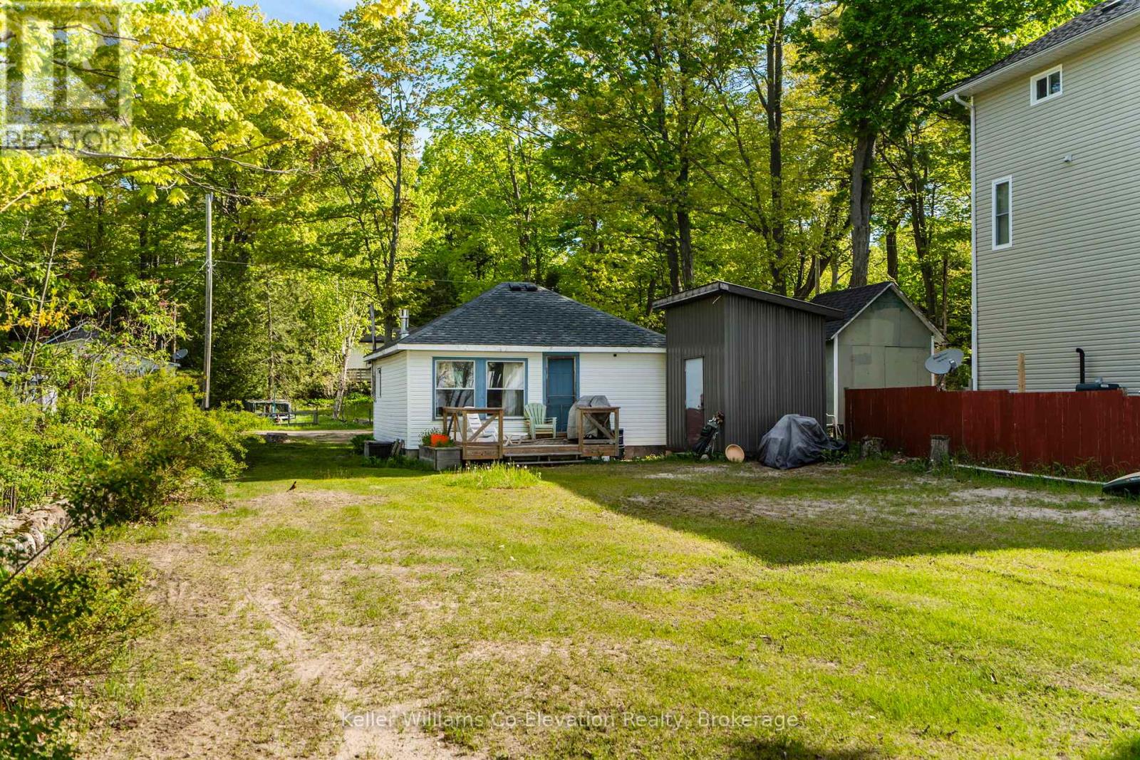70 Wahnekewening Drive, Tiny, Ontario  L9M 0N3 - Photo 8 - S12182672