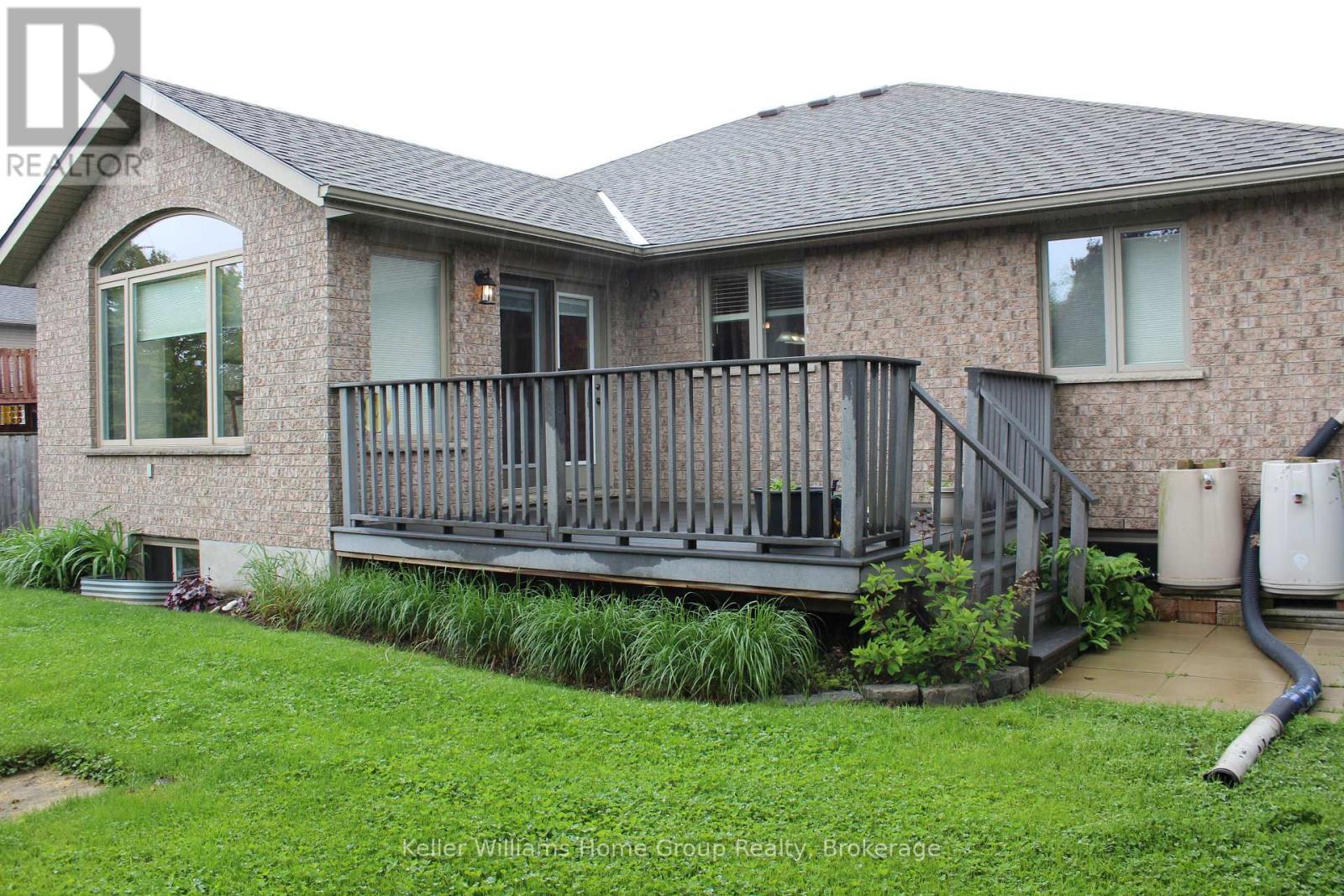 72 Stanley Crescent, Centre Wellington, Ontario  N0B 1S0 - Photo 28 - X12182645