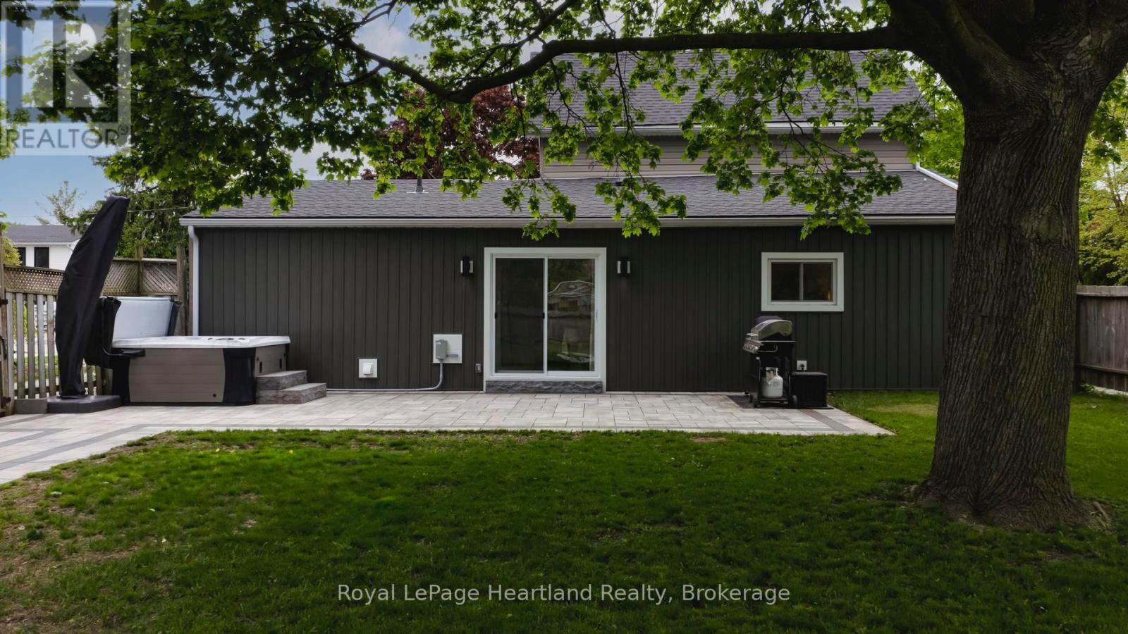 137 Palmerston Street, Goderich, Ontario  N7A 3E7 - Photo 38 - X12182676