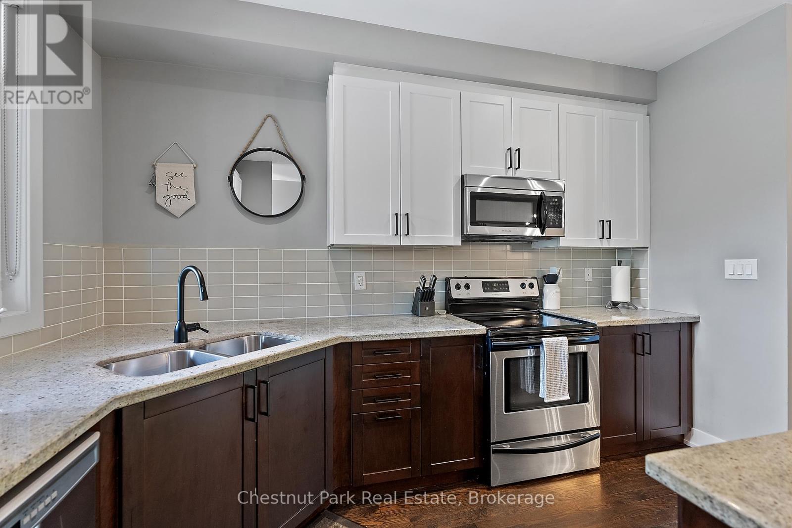 61 Rockmount Crescent, Gravenhurst, Ontario  P1P 0A6 - Photo 6 - X12182898