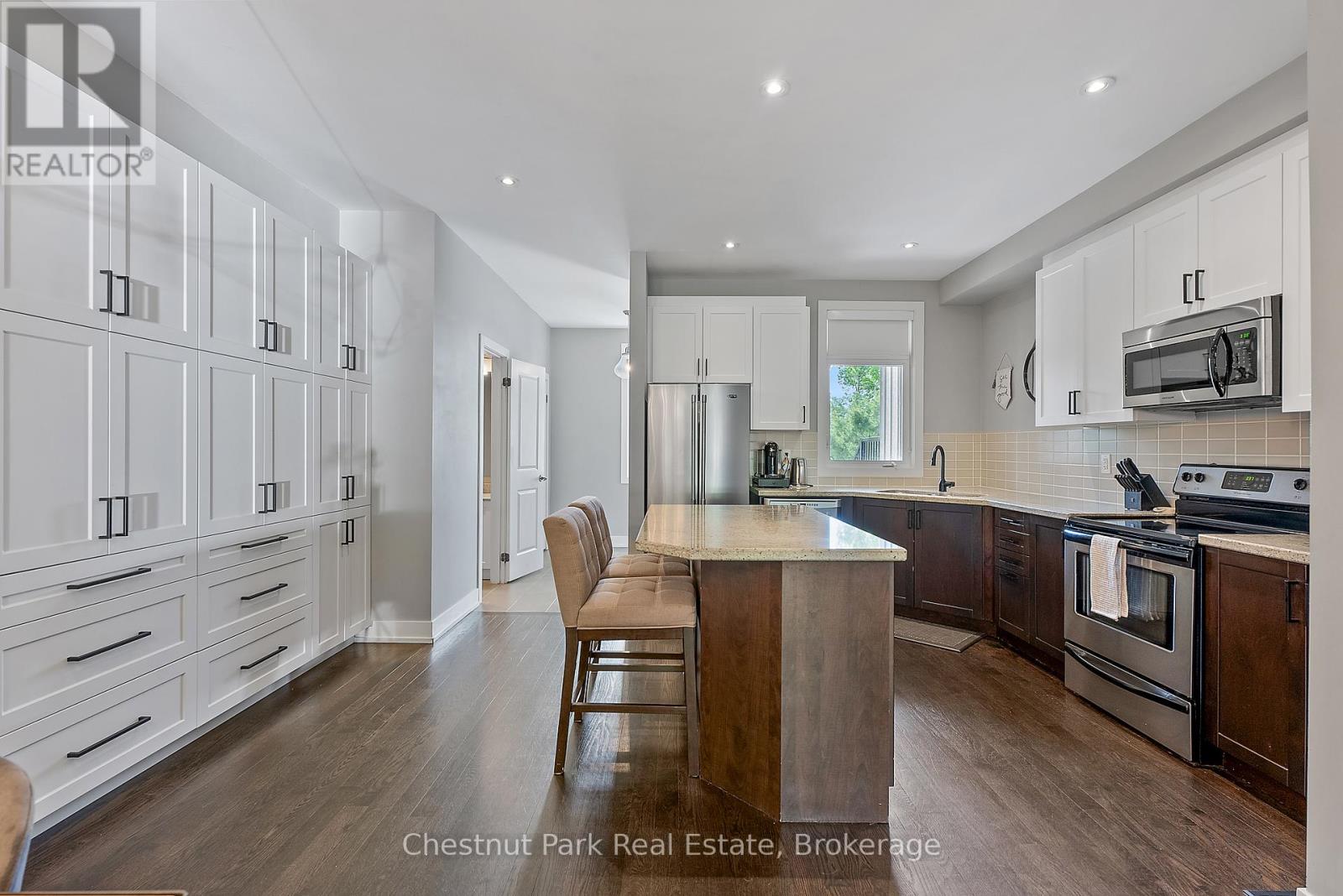 61 Rockmount Crescent, Gravenhurst, Ontario  P1P 0A6 - Photo 7 - X12182898