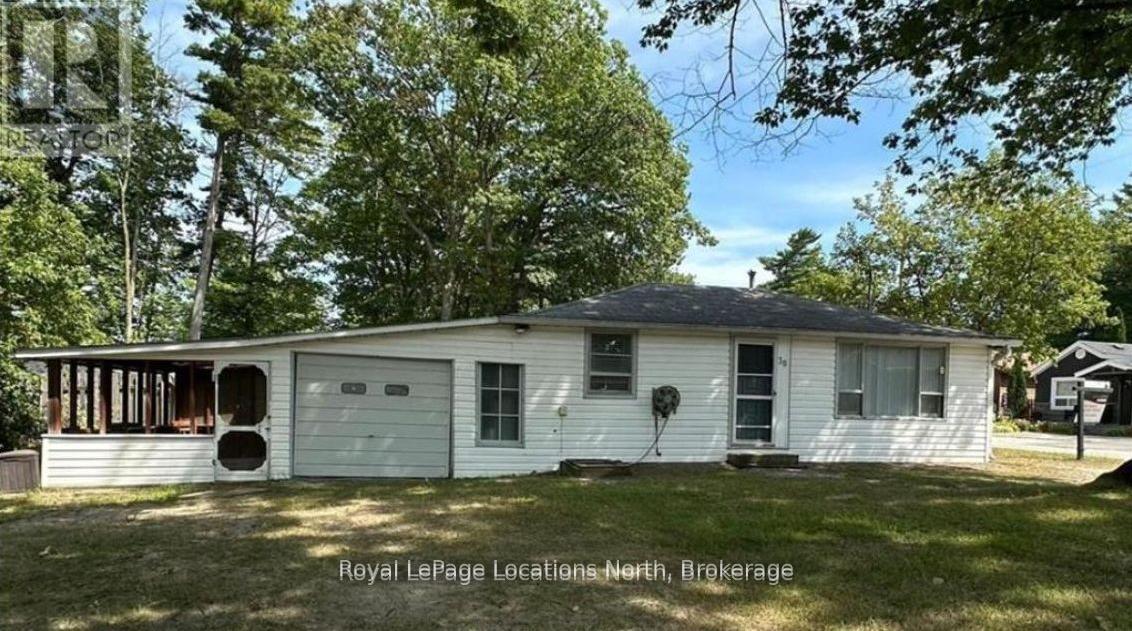 38 Laidlaw Street, Wasaga Beach, Ontario  L9Z 2L2 - Photo 1 - S12183002