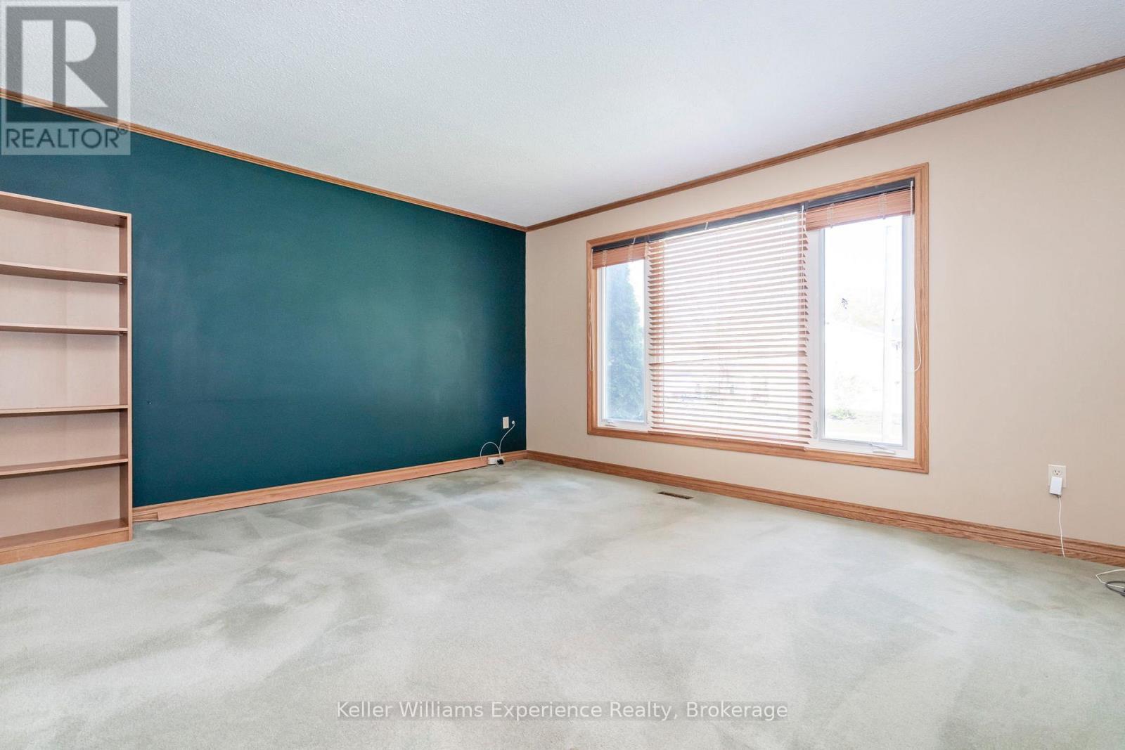 309 Lescaut Road, Midland, Ontario  L4R 4R6 - Photo 13 - S12183110