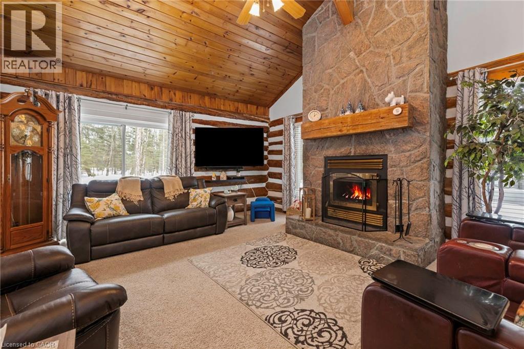 239 Old Government Road, Emsdale, Ontario  P0A 1J0 - Photo 10 - 40733073
