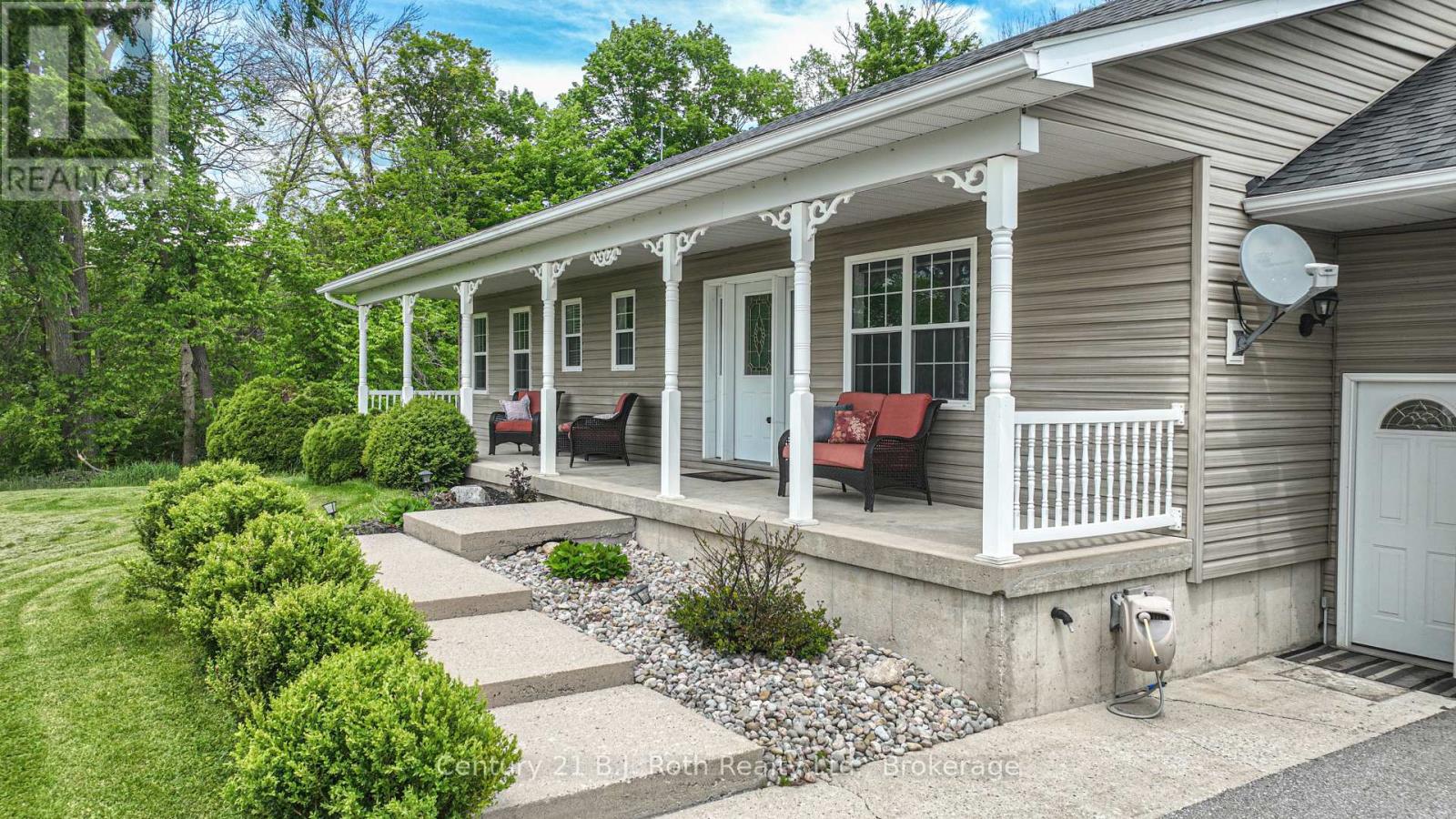 3516 Kirkfield Road, Kawartha Lakes, Ontario  L0K 1W0 - Photo 3 - X12183246