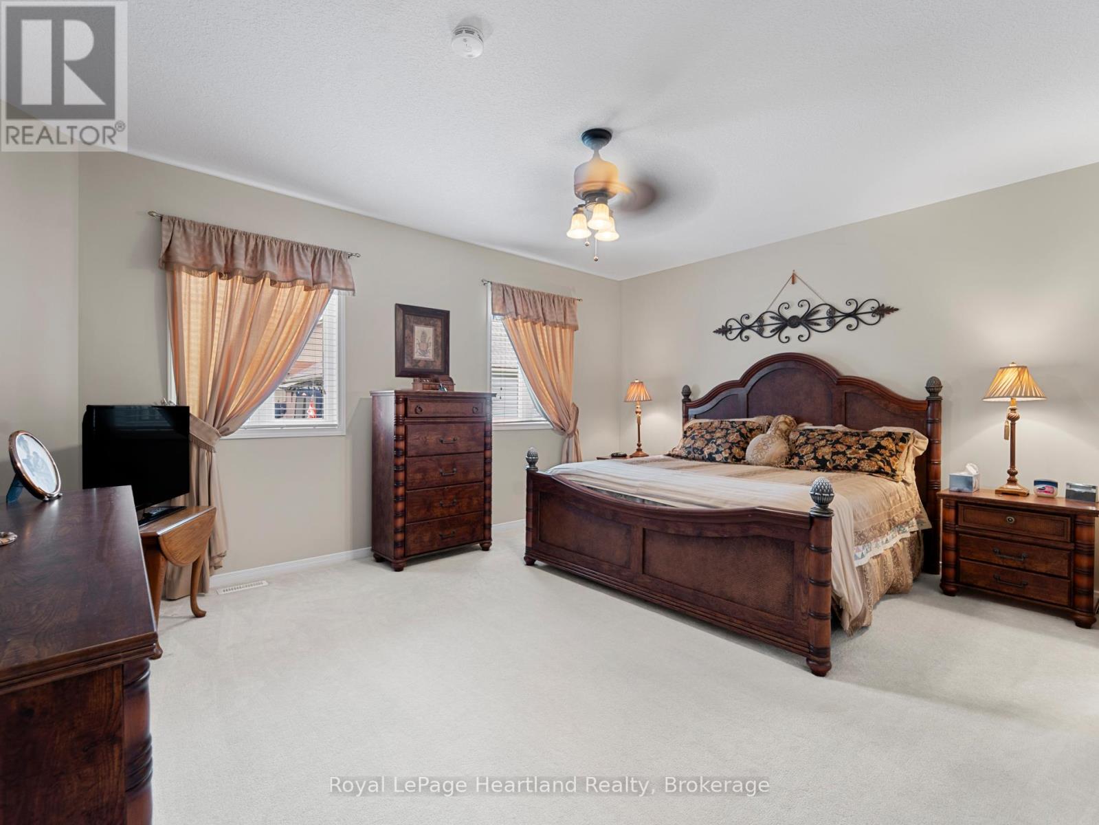 23 Stornoway Crescent, Huron East, Ontario  N0K 1W0 - Photo 24 - X12183367