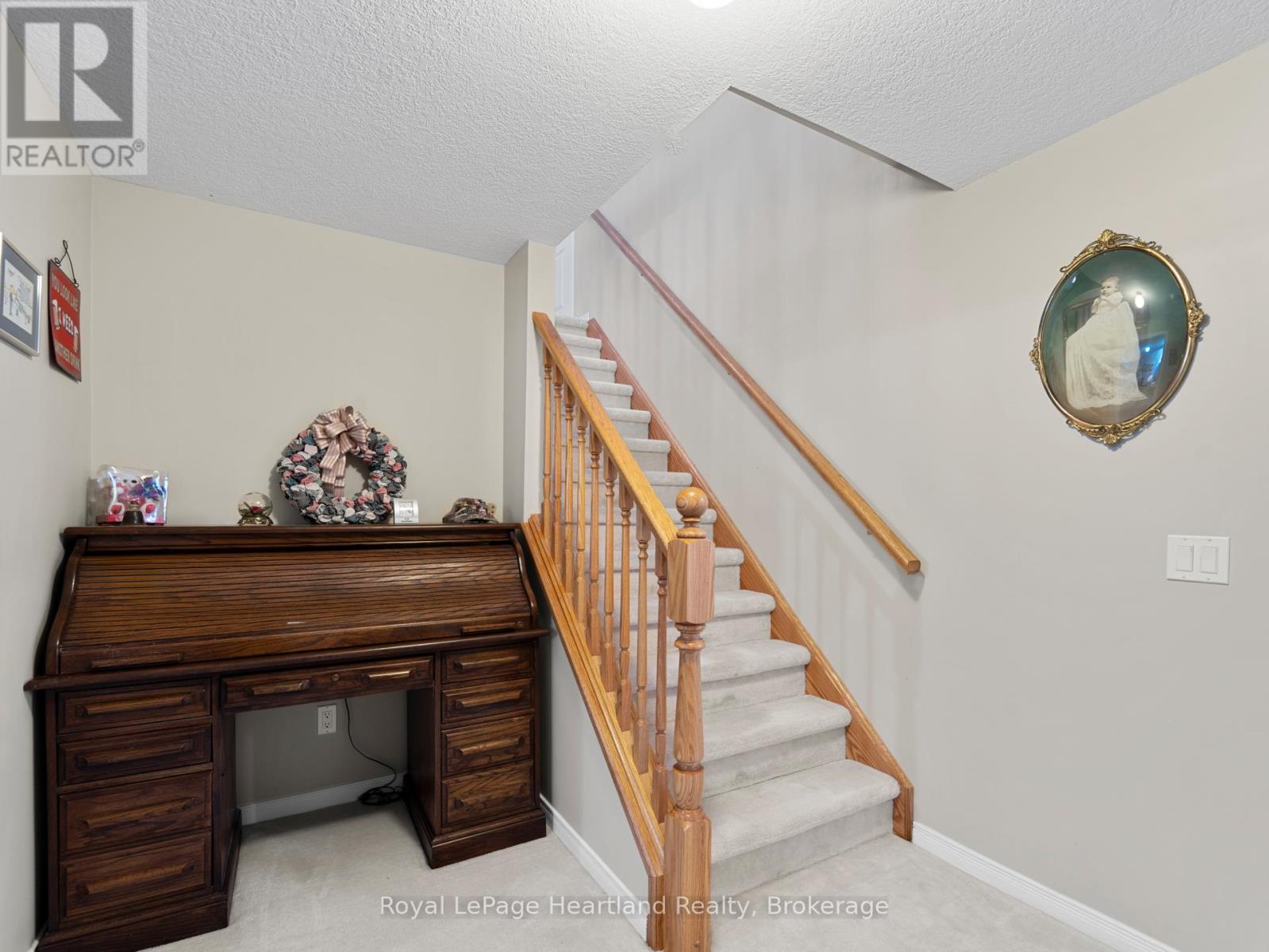 23 Stornoway Crescent, Huron East, Ontario  N0K 1W0 - Photo 31 - X12183367