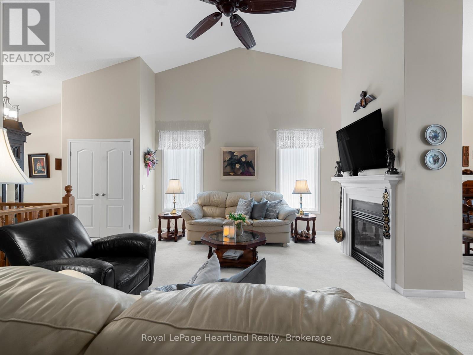 23 Stornoway Crescent, Huron East, Ontario  N0K 1W0 - Photo 5 - X12183367