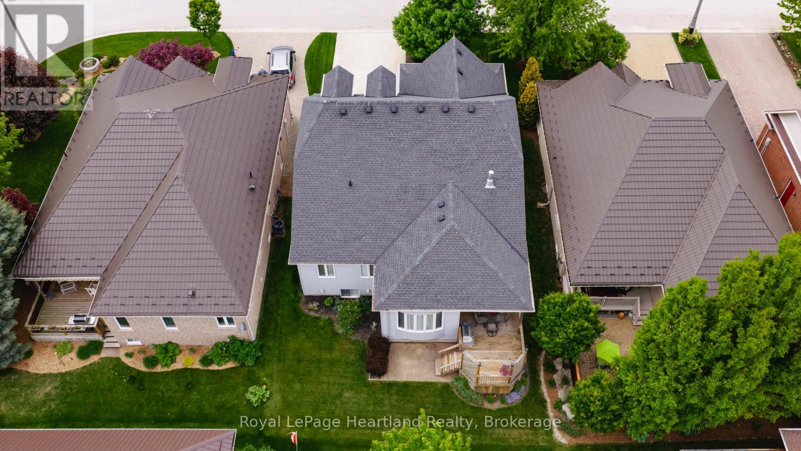 23 Stornoway Crescent, Huron East, Ontario  N0K 1W0 - Photo 50 - X12183367