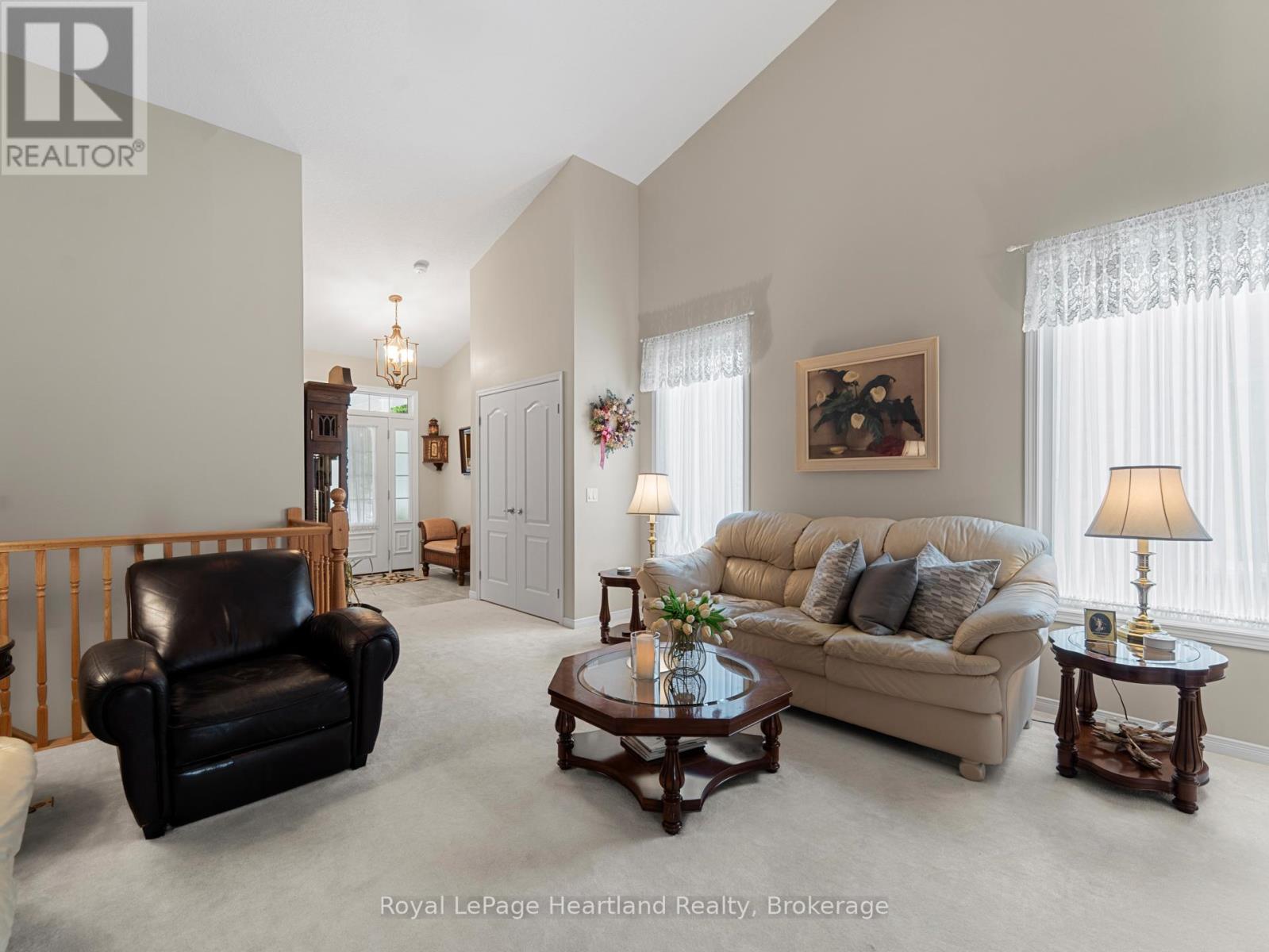 23 Stornoway Crescent, Huron East, Ontario  N0K 1W0 - Photo 8 - X12183367