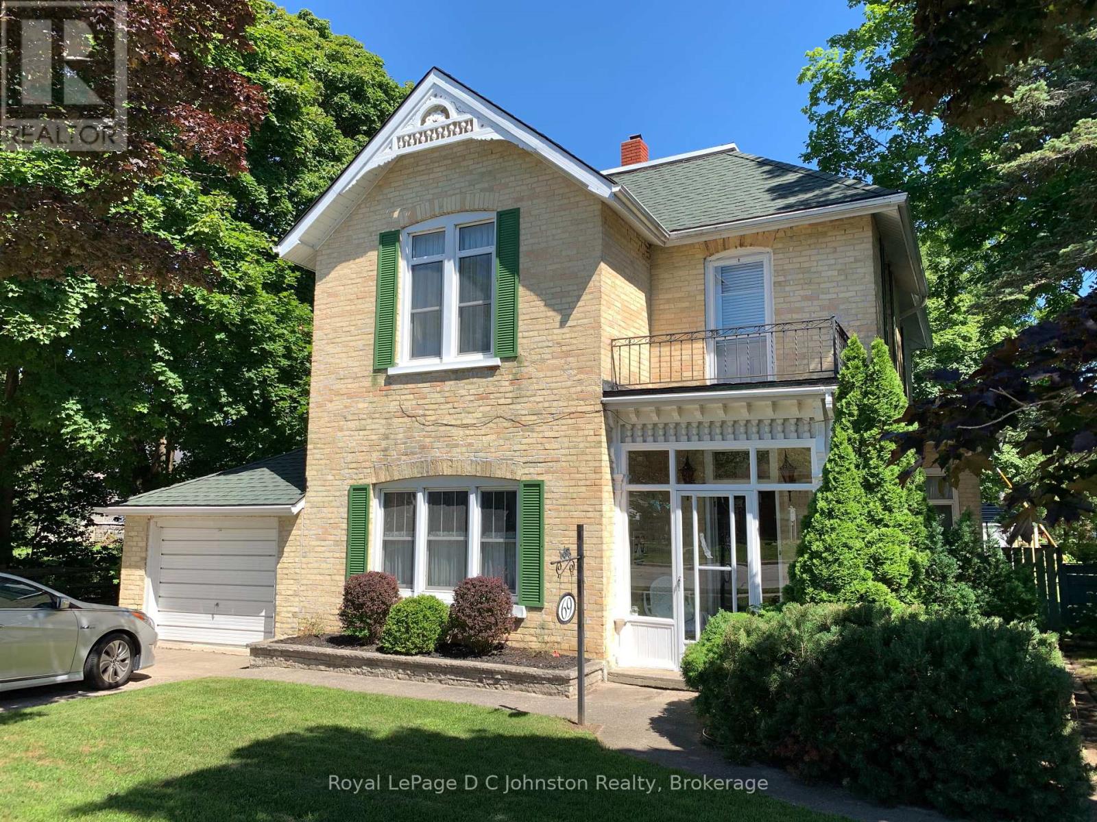 69 ALBERT STREET N, Saugeen Shores, Ontario