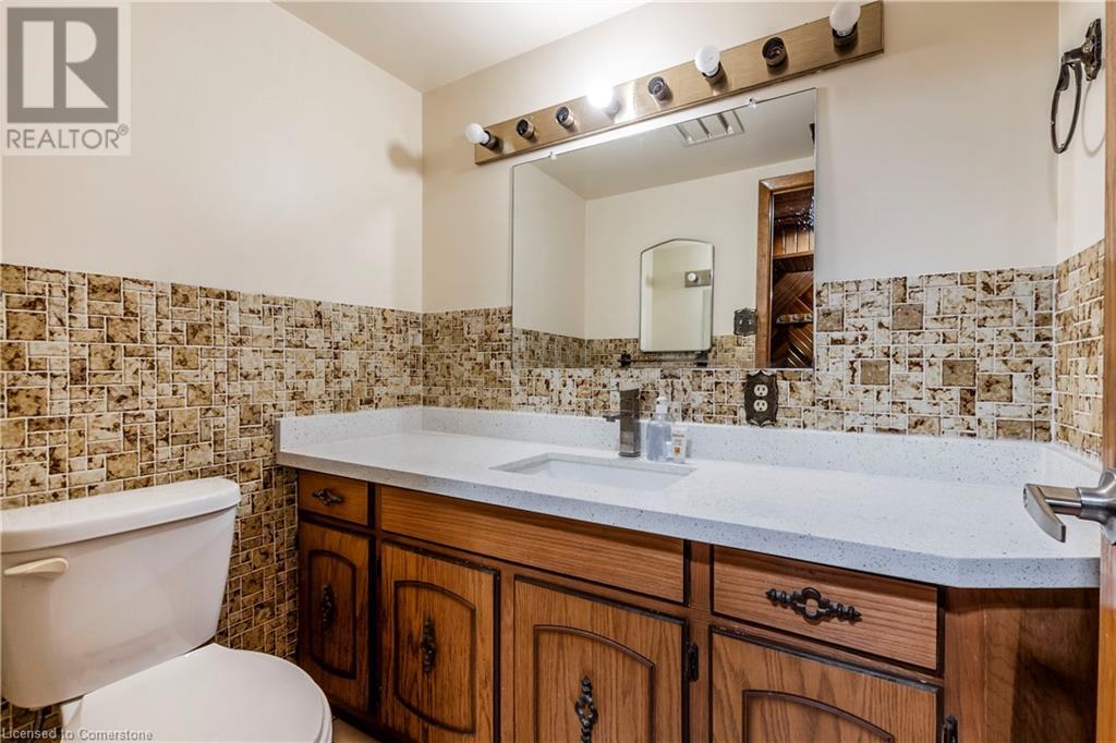 413 Carson Drive, Kitchener, Ontario  N2B 2W5 - Photo 27 - 40734103