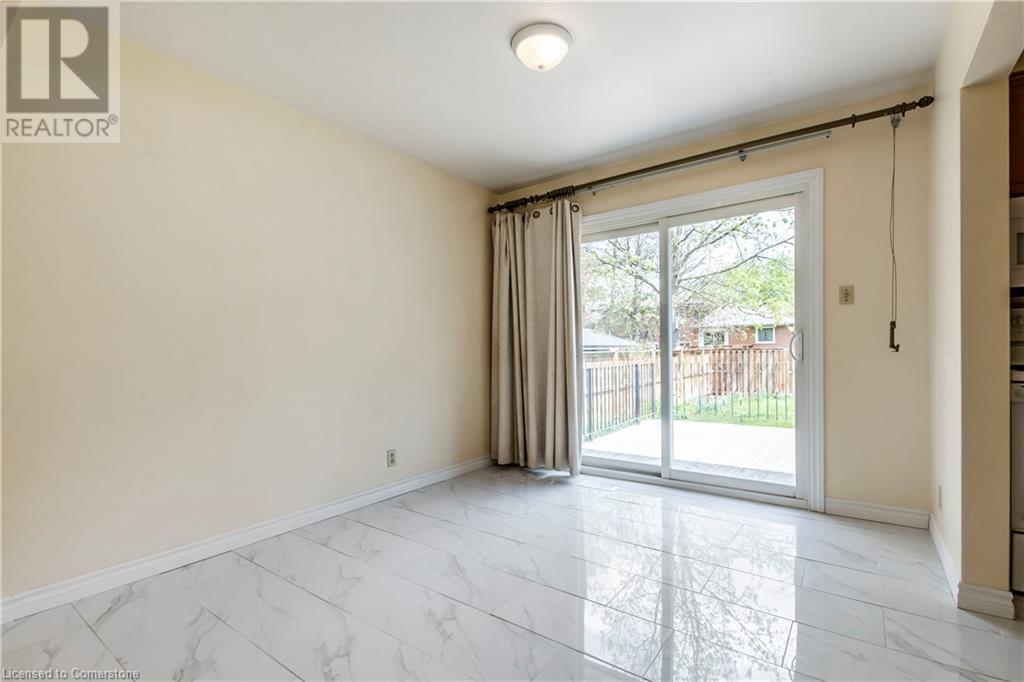 413 Carson Drive, Kitchener, Ontario  N2B 2W5 - Photo 7 - 40734103