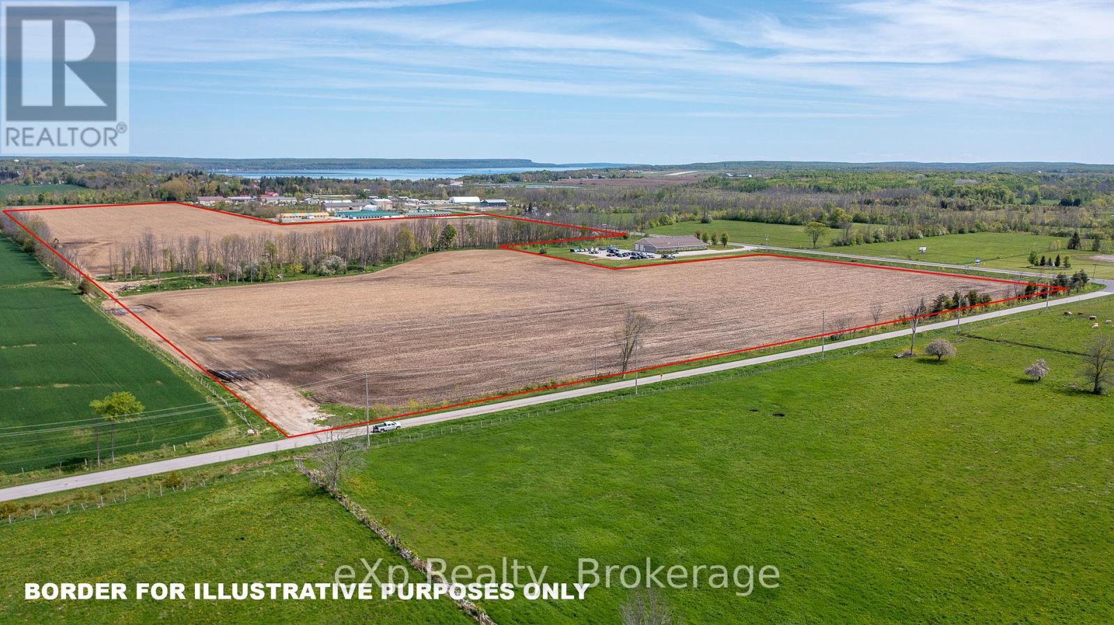 24 Berford Street, South Bruce Peninsula, Ontario  N0H 2T0 - Photo 3 - X12183535