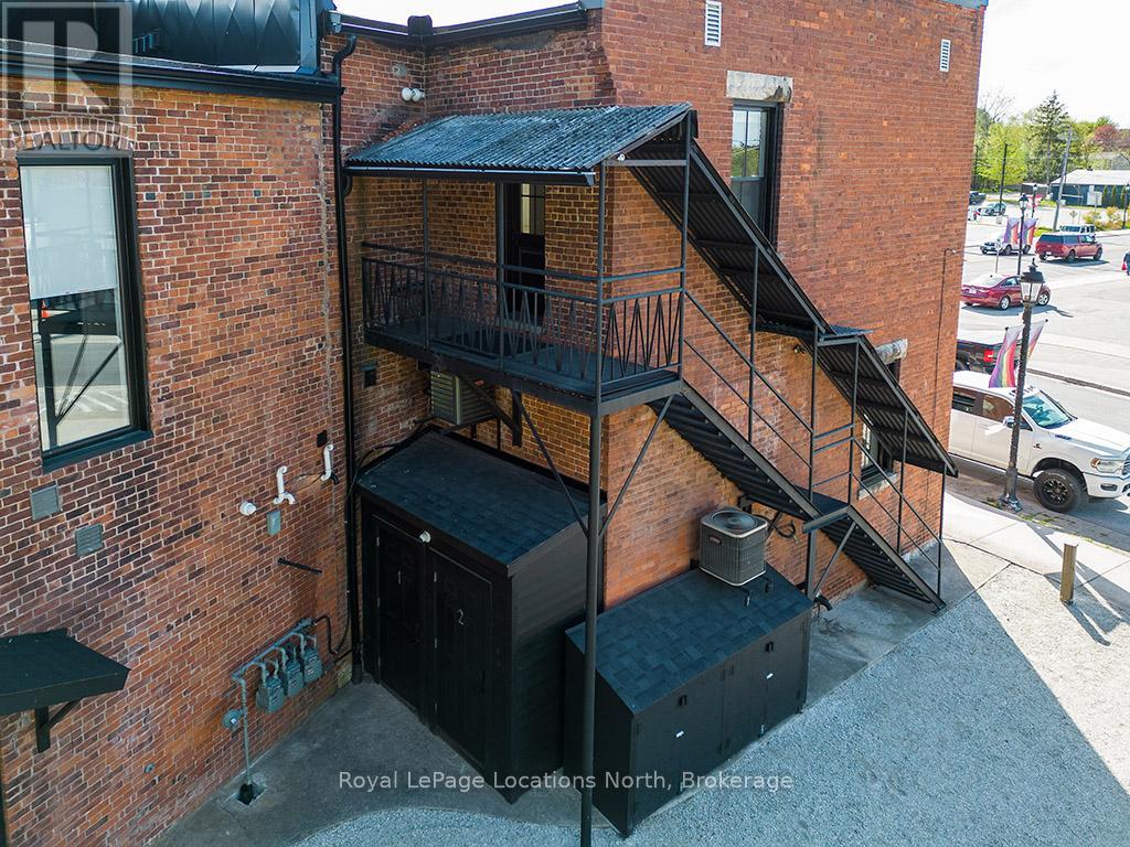 1 Bruce Street N, Blue Mountains, Ontario  N0H 2P0 - Photo 13 - X12183539
