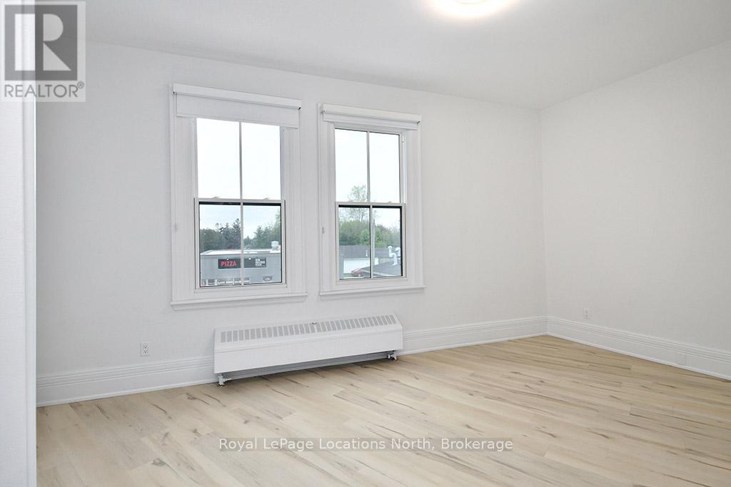 1 Bruce Street N, Blue Mountains, Ontario  N0H 2P0 - Photo 25 - X12183539