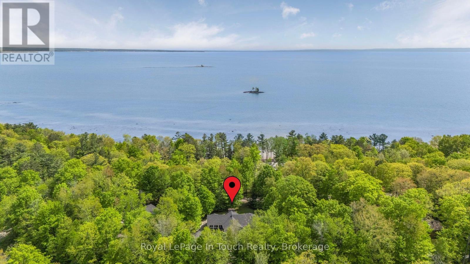 726 Pennorth Drive, Tiny, Ontario  L0L 2J0 - Photo 2 - S12183589