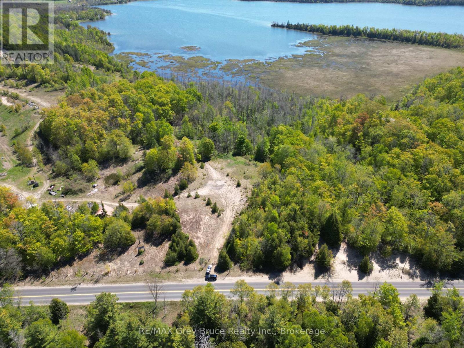 217 Bryant Street, South Bruce Peninsula, Ontario  N0H 2T0 - Photo 4 - X12183660