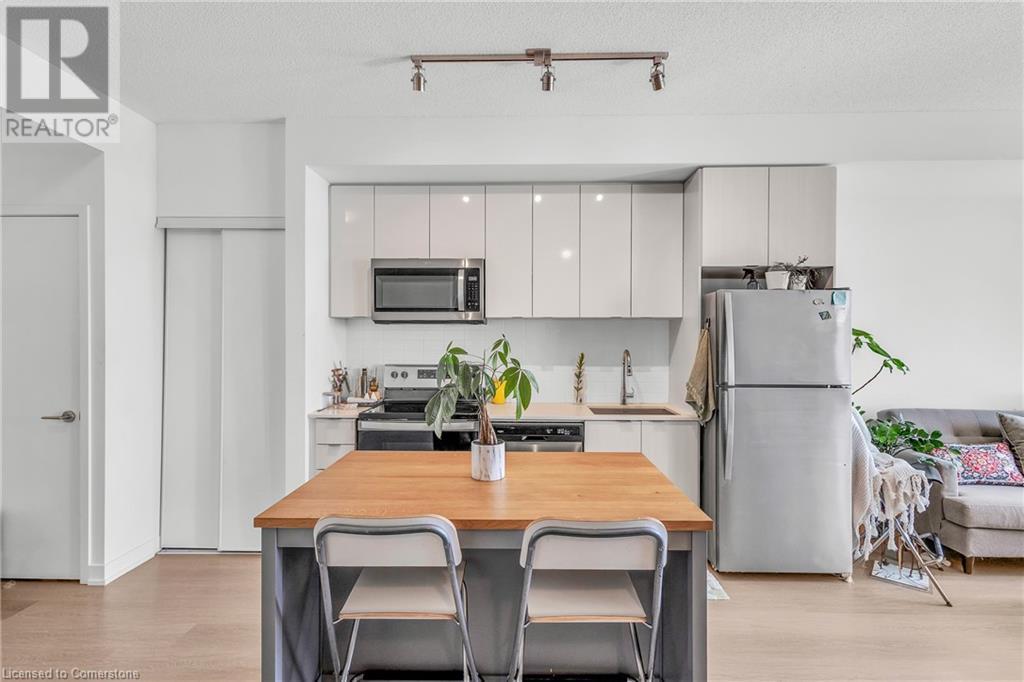 859 The Queensway Unit# 412, Toronto, Ontario  M8Z 1N8 - Photo 18 - 40735374