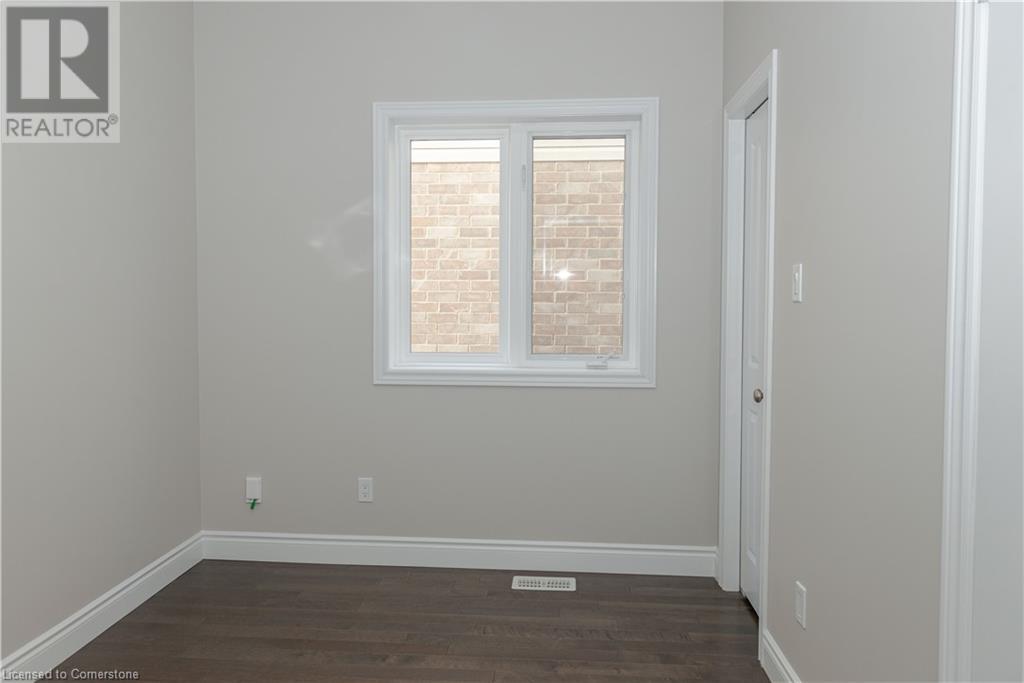 1518 Old Zeller Drive, Kitchener, Ontario  N2A 0H3 - Photo 17 - 40733355