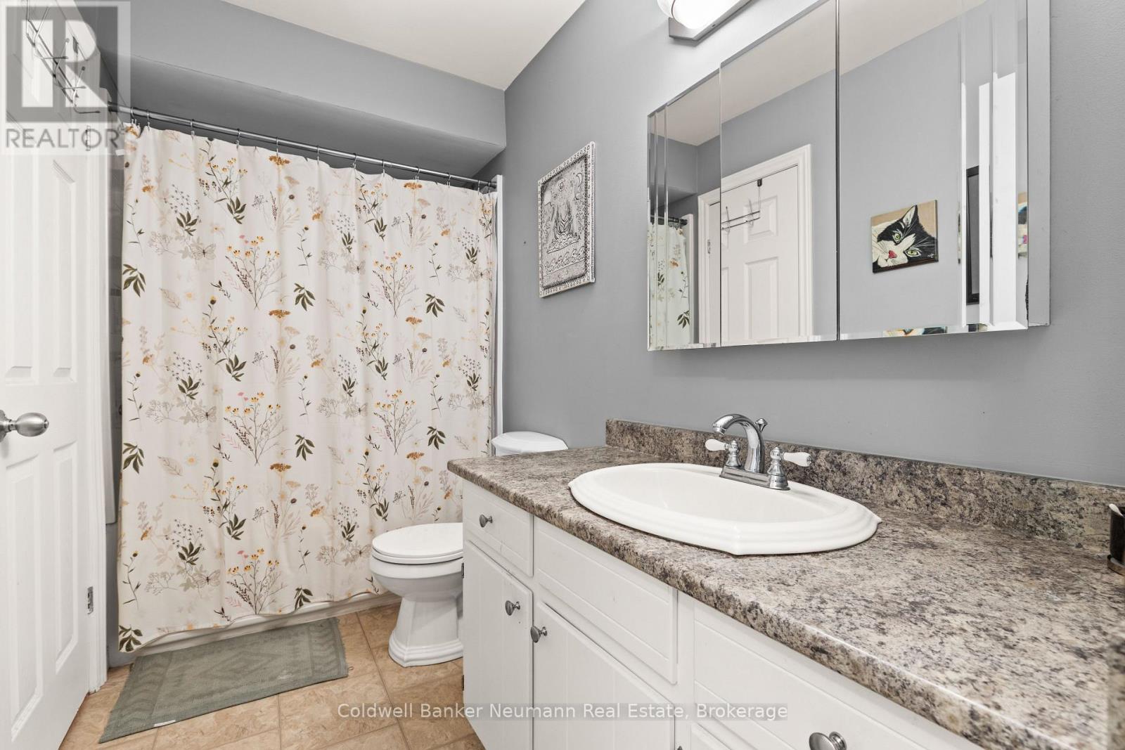 52 Burke Street, Haldimand, Ontario  N3W 1C4 - Photo 17 - X12183813